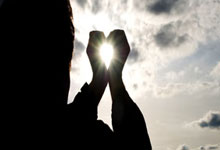 爱游戏体育-包含浙江稠州发布备战花絮；集结日绝杀压哨；亚冠任务艰巨；训练强度显著提升的词条