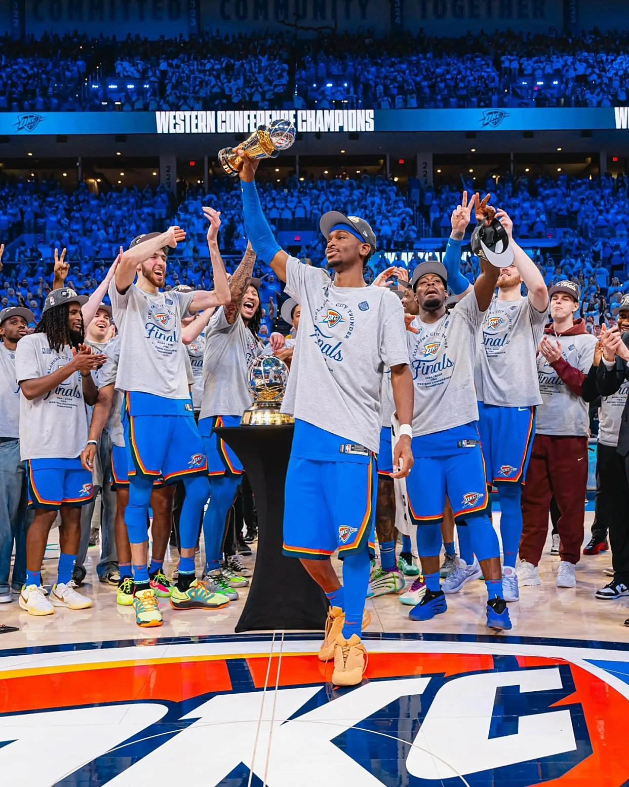 集结日NBA季后赛焦点战，桑托斯完成强势反弹，更衣室稳定，年轻球员获得机会的简单介绍