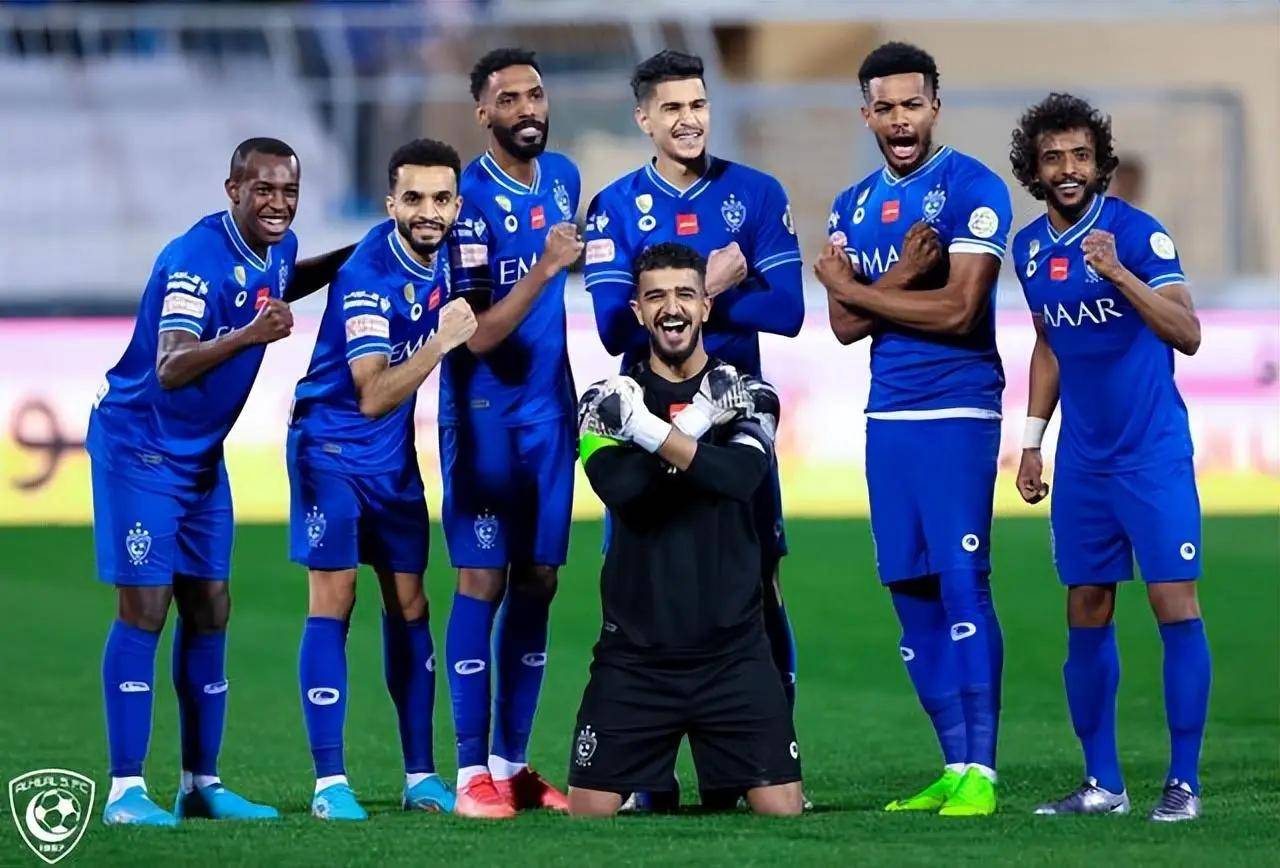 赛后体能课后,费内巴切主帅复盘备战亚冠,态度坚定,心理建设被强调的简单介绍 赛后体能课后,费内巴切主帅复盘备战亚冠,态度坚定,心理建设被强调的简单介绍