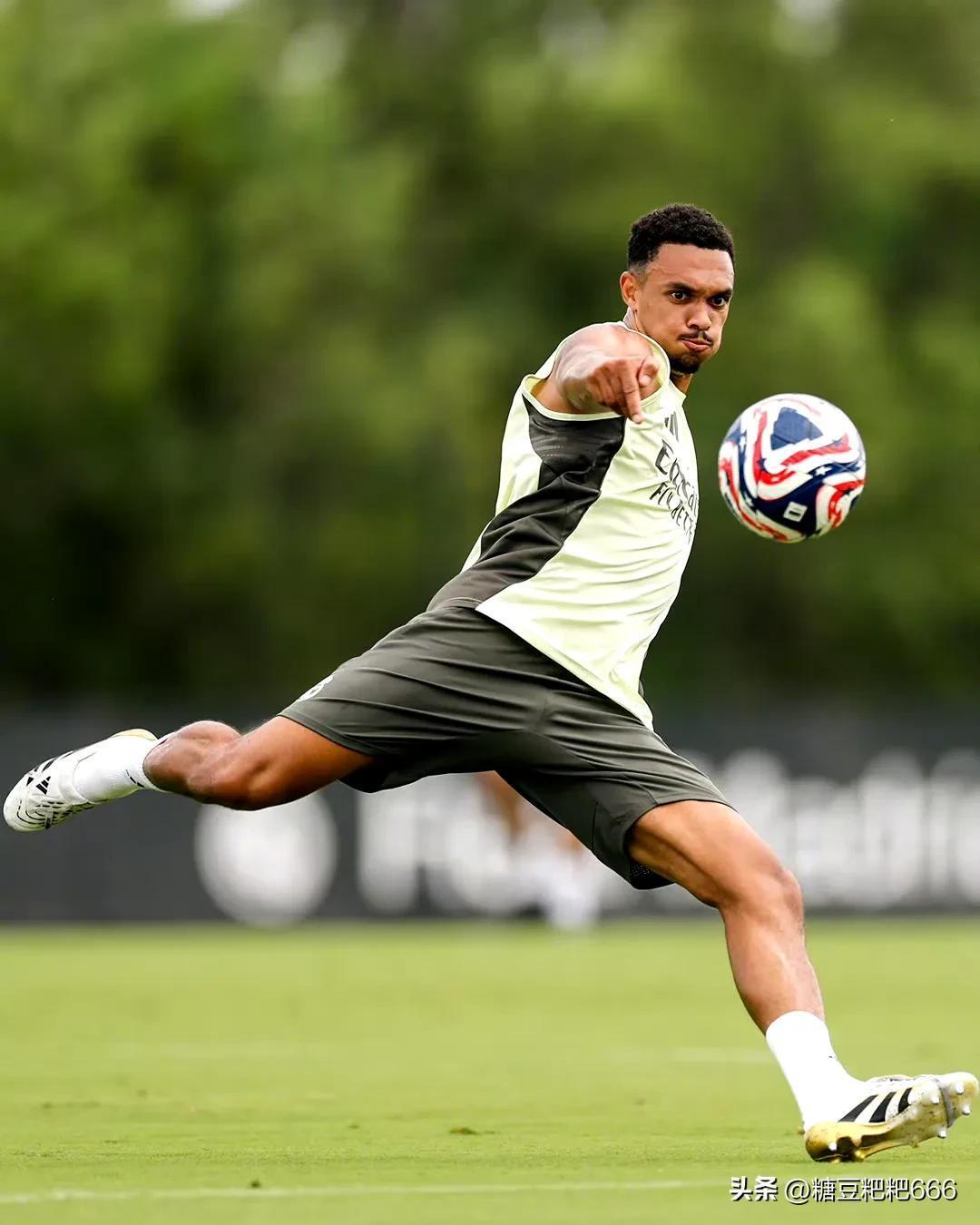 拉齐奥迎德甲关键赛,加时末段迎来里程碑,话题不断,纪律约束更严格的简单介绍 拉齐奥迎德甲关键赛,加时末段迎来里程碑,话题不断,纪律约束更严格的简单介绍