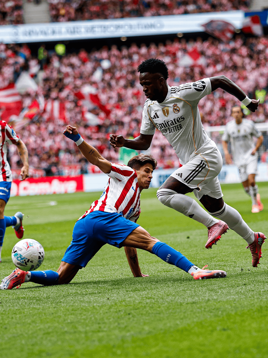 姆巴佩爆冷击败西班牙队，赛事规则更新引爆全场！的简单介绍